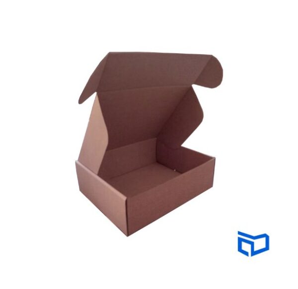 Caja postal de cartón en medidas de 25x20x8cm